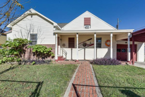 Galveston Vacation Rental 2 Mi to Pleasure Pier!